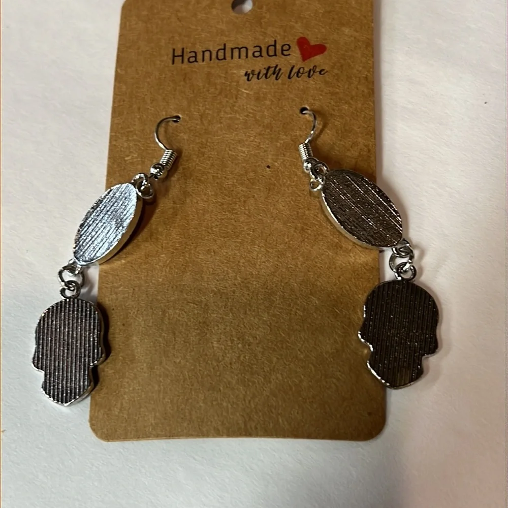 Brand New Handmade Sugar Skull Spider Earrings - Picture 2 of 3